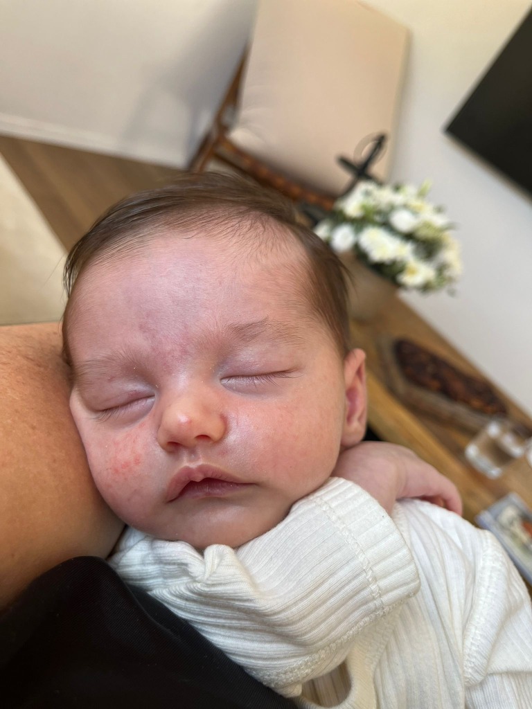 Testimonial from גל, בר ואמה הקטנה